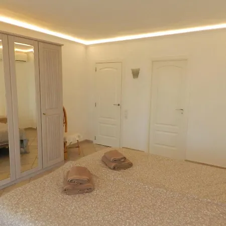 Ambiente 8 Personas Villa